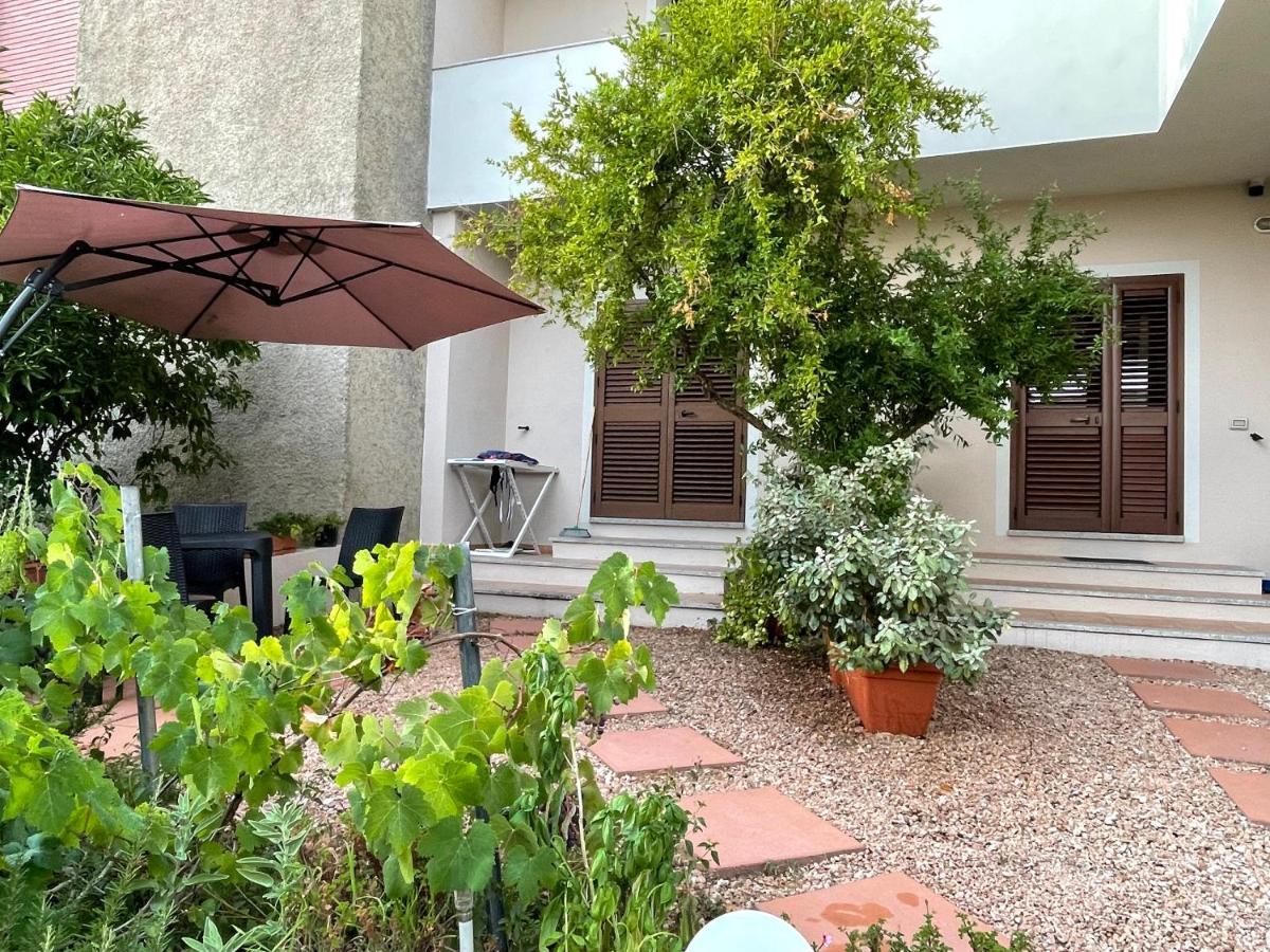 Apartamento Blue House Badesi Exterior foto